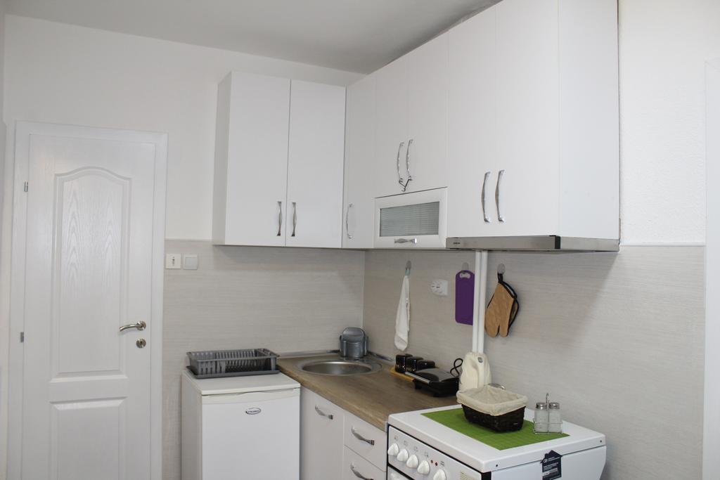 Villa Flora Apartments Krushevo Крушево Экстерьер фото